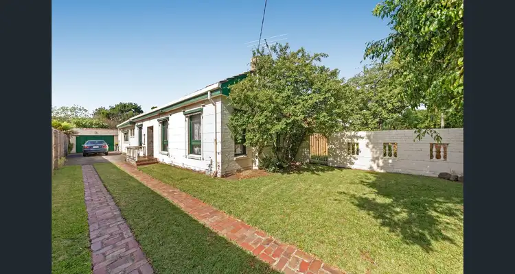 30 Leila Road, Carnegie VIC 3163