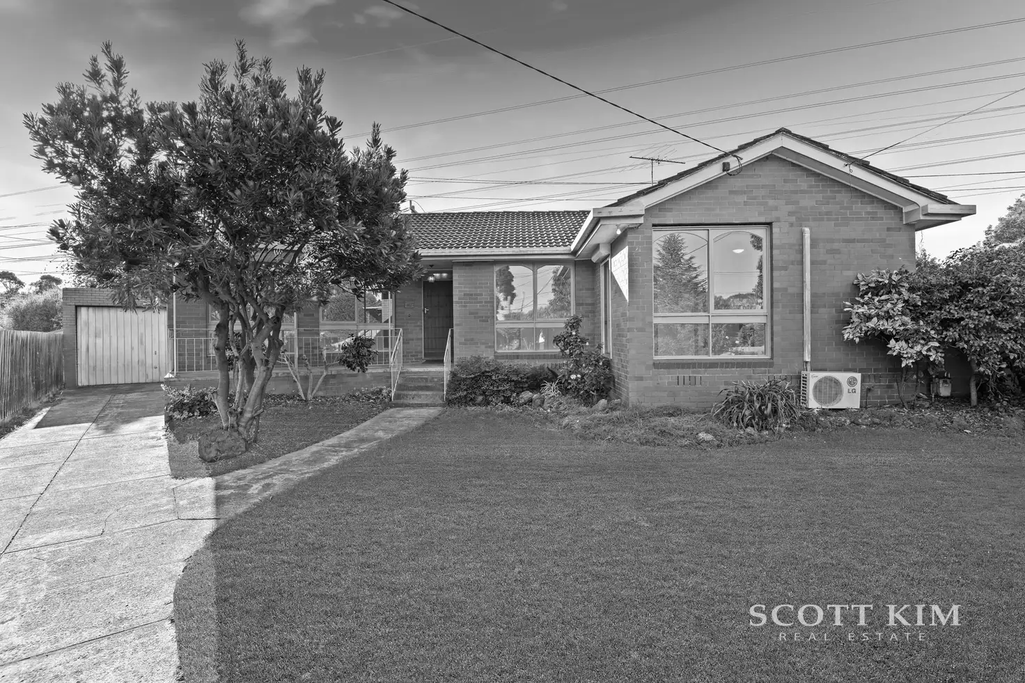 Main view of Homely house listing, 27 Windella Crescent, Glen Waverley VIC 3150
