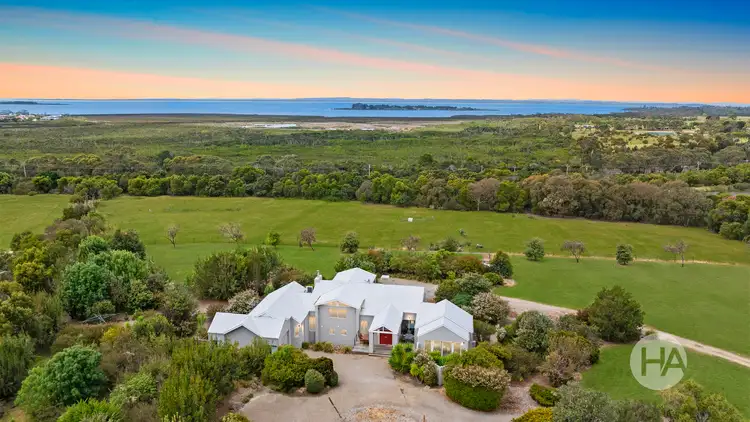 3 Sandstone Island Circle, Bittern VIC 3918