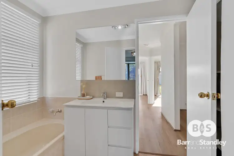 Sixth view of Homely house listing, 10 Monger Court, Usher WA 6230