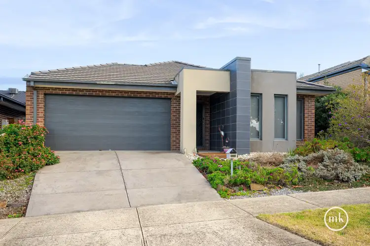 12 Coulthard Crescent, Doreen VIC 3754