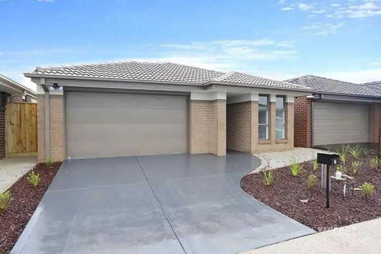 Main view of Homely house listing, 7 Naomi Street, Pakenham VIC 3810