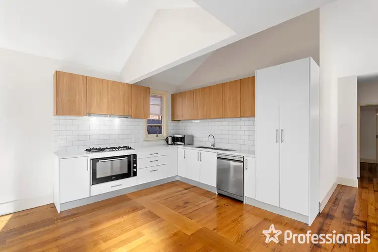 Main view of Homely unit listing, 1/26 Edwin Street, Ivanhoe VIC 3079