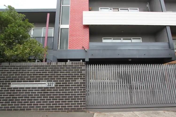 1A/327 Inkerman Street, Balaclava VIC 3183