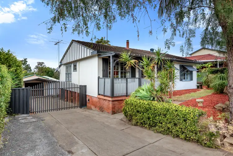 16 Sandringham Avenue, Cambridge Park NSW 2747