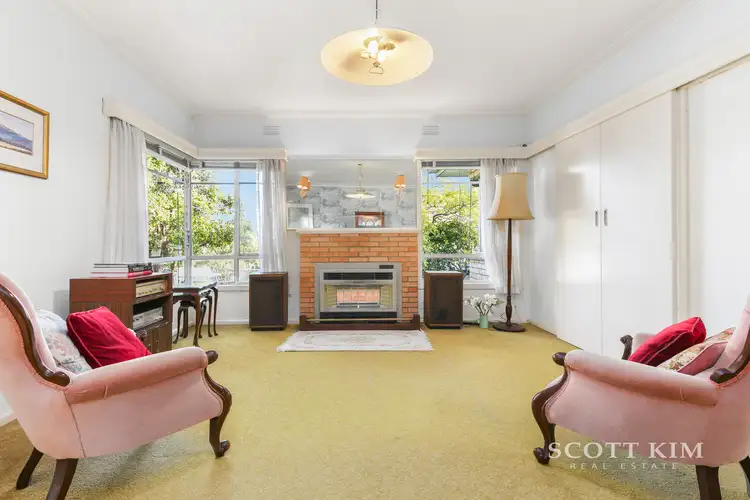 Second view of Homely house listing, 3 Orrell Court, Mount Waverley VIC 3149