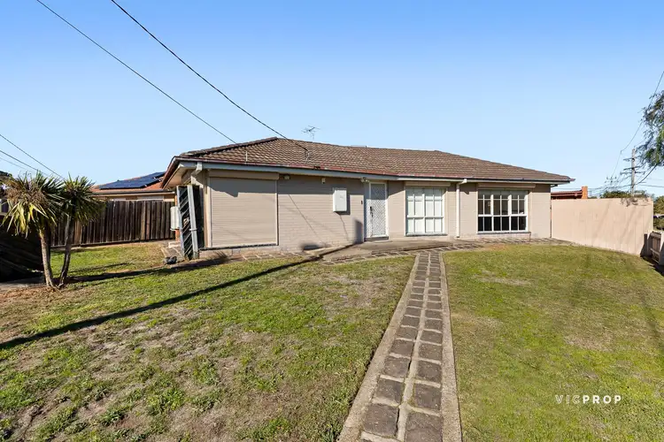 133 Main Road East, St Albans VIC 3021