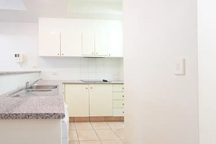 Sixth view of Homely unit listing, 107/9-21 Beach Parade, Surfers Paradise QLD 4217