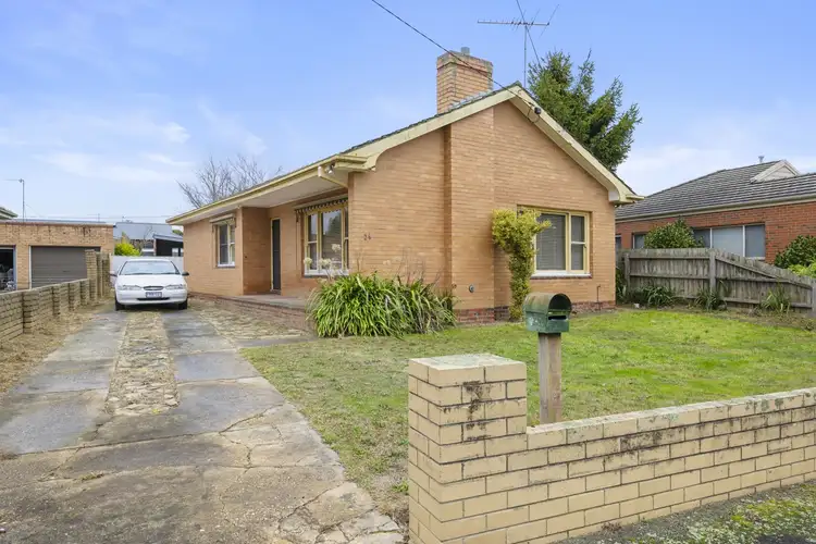 26 Queen Victoria Street, Newington VIC 3350