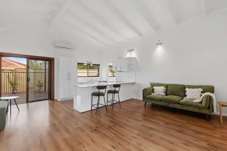 3/4 Shrike Court, Burleigh Waters QLD 4220