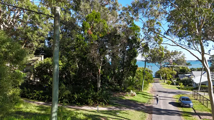 26 Orana Street, Macleay Island QLD 4184