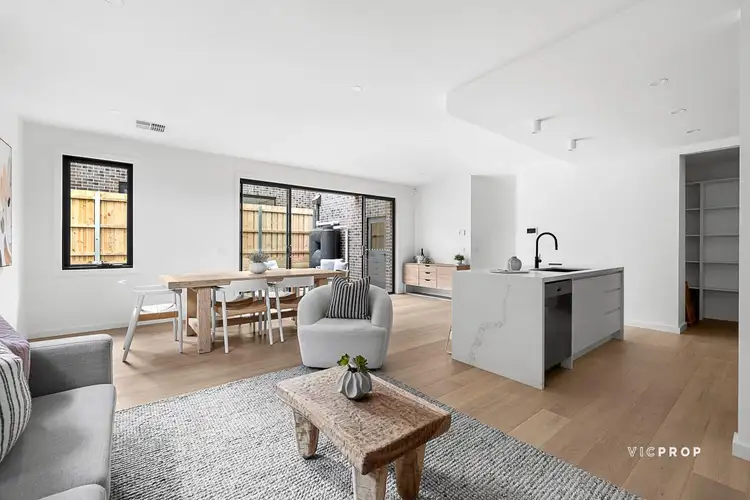 Sixth view of Homely house listing, 33 Buckingham Crescent, Doncaster VIC 3108