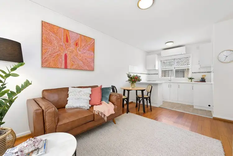 2/35 Kingsville Street, Kingsville VIC 3012