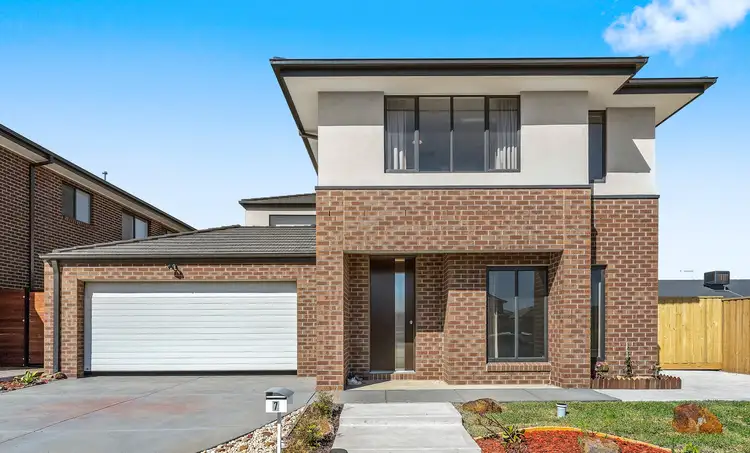7 Lumbrook Parade, Truganina VIC 3029