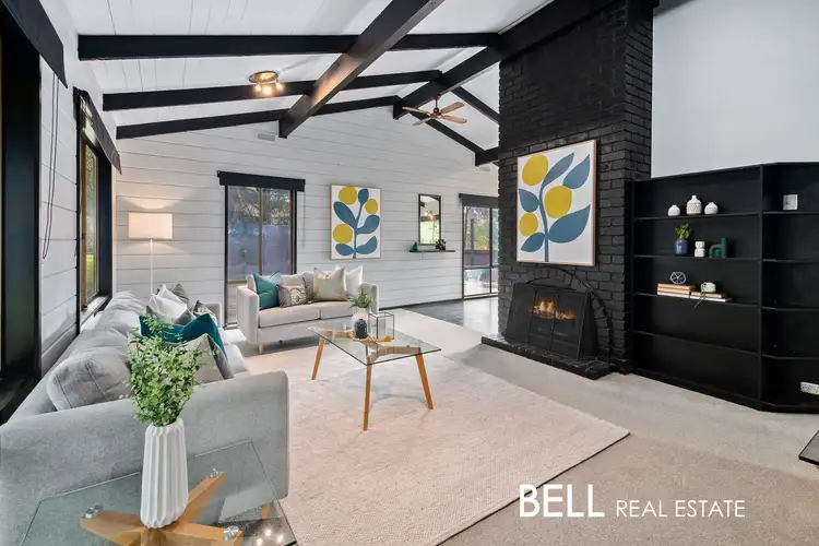 8 Outlook Drive, Kalorama VIC 3766
