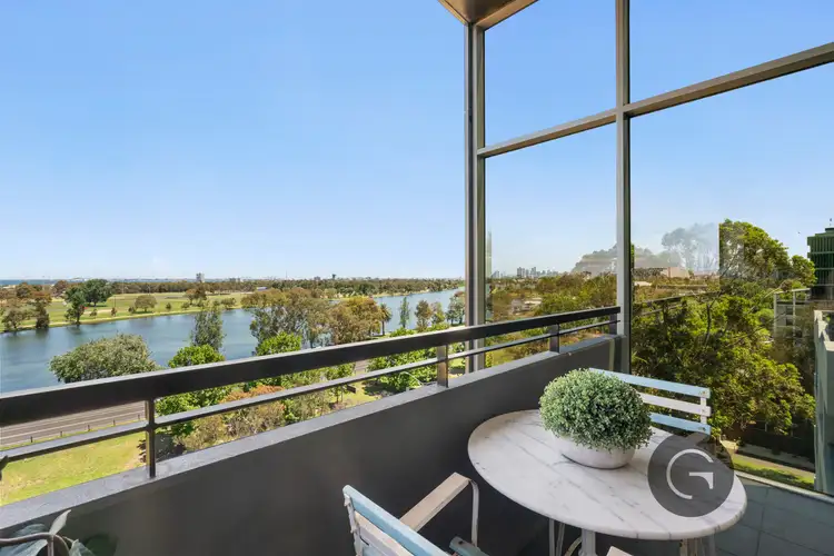 701/74 Queens Road, Melbourne VIC 3004