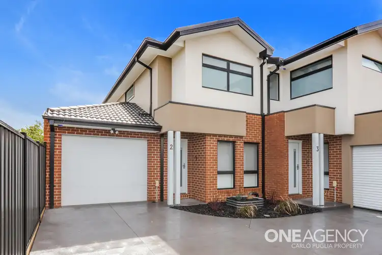 2/10 James Street, St Albans VIC 3021