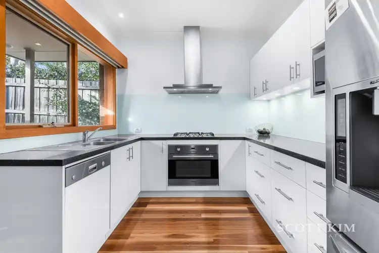 Fifth view of Homely unit listing, 2/9 Darbyshire Road, Mount Waverley VIC 3149