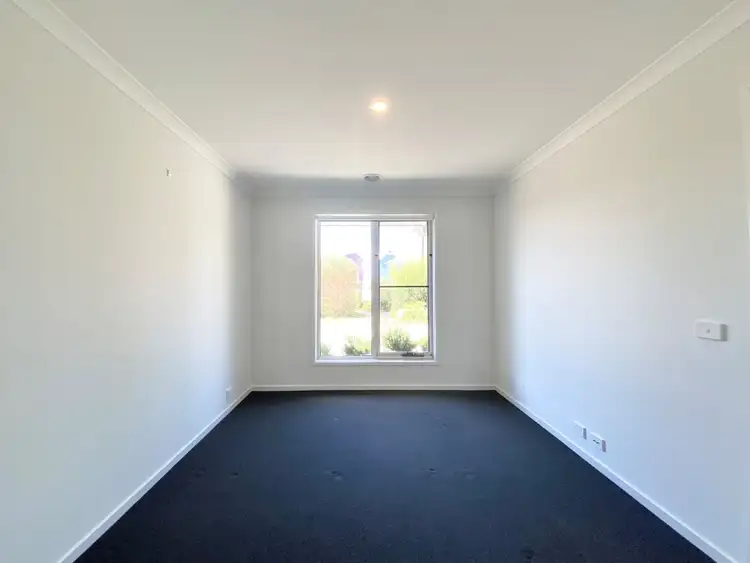 Fifth view of Homely house listing, 10 Plenty Walk, Mount Duneed VIC 3217