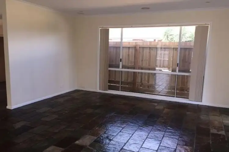 Fifth view of Homely unit listing, 1/24 Amber Crescent, Narre Warren VIC 3805