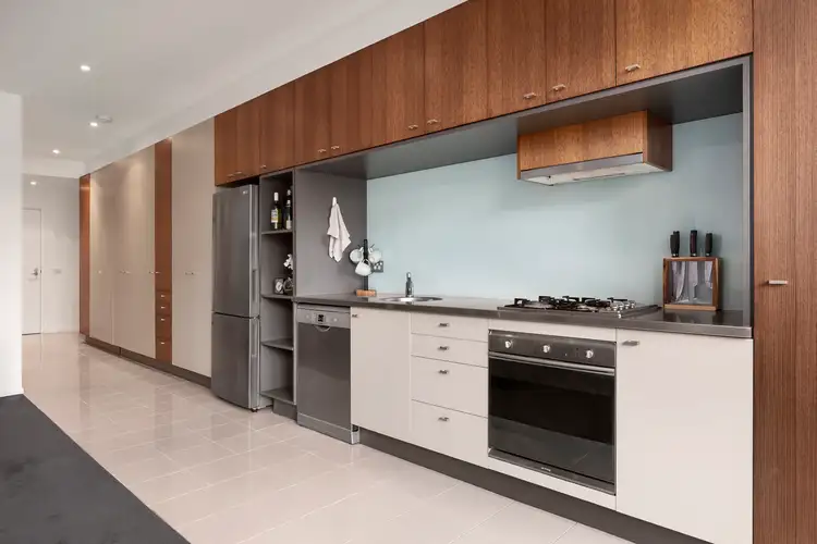 Third view of Homely apartment listing, 2/2 Maddock Street, Windsor VIC 3181