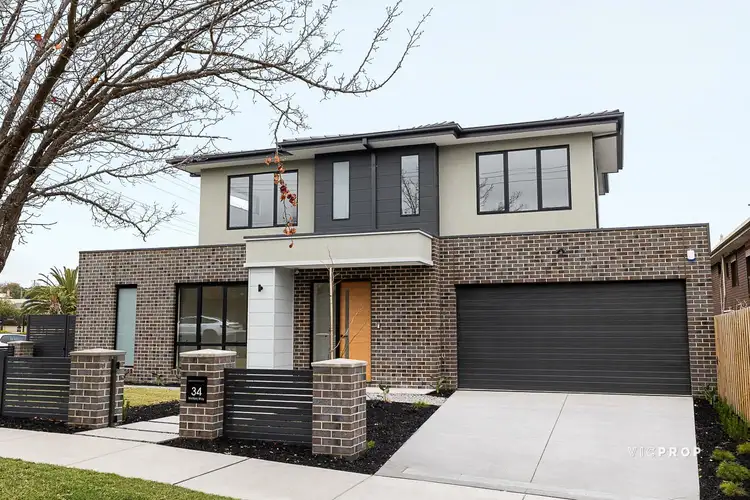 34 Winters Way, Doncaster VIC 3108