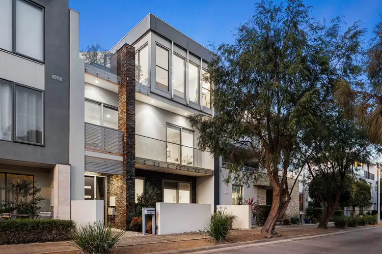 16 Deck Terrace, Safety Beach VIC 3936