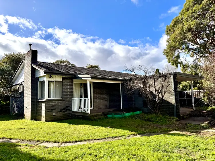 30 Coolibah Crescent