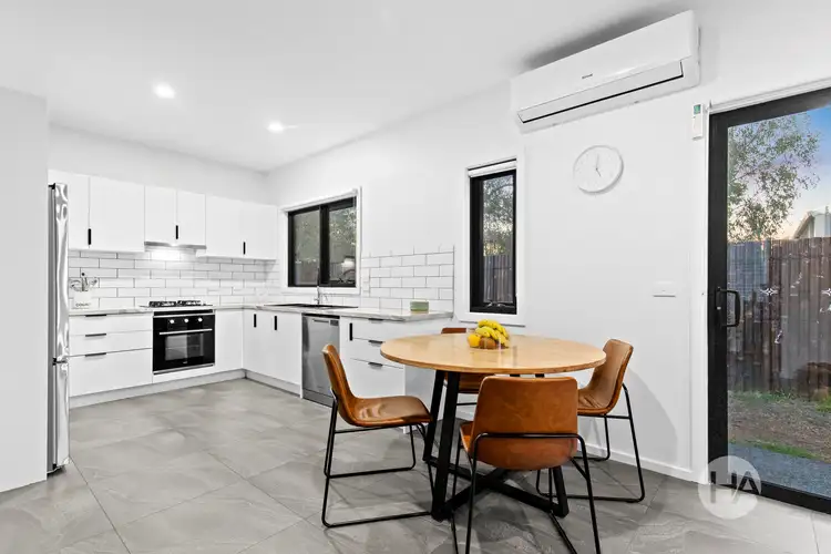 76A Clarendon Drive, Somerville VIC 3912