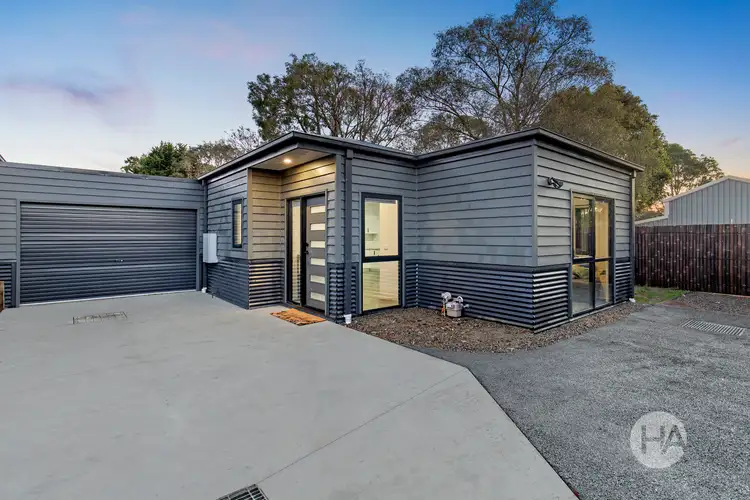 76A Clarendon Drive, Somerville VIC 3912