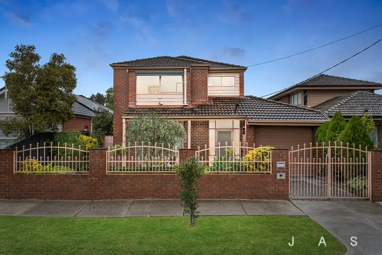 17 Marcus Avenue, West Footscray VIC 3012