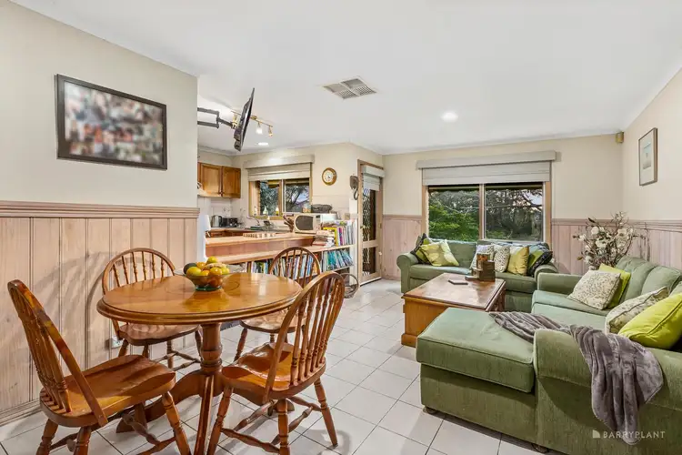 Sixth view of Homely house listing, 1 Silvana Court, Doncaster East VIC 3109
