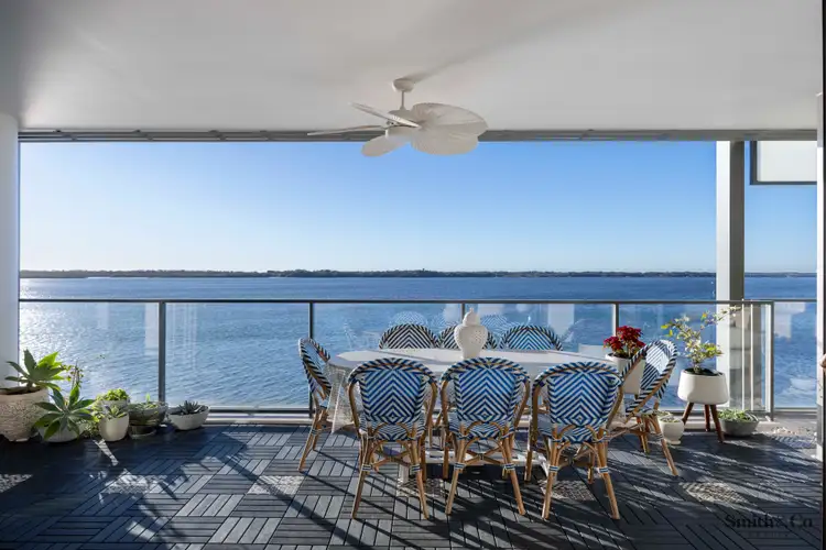 27304/2 Ephraim Island, Paradise Point QLD 4216