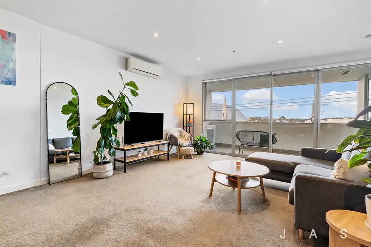 Third view of Homely apartment listing, 33/12 Crefden Street, Maidstone VIC 3012