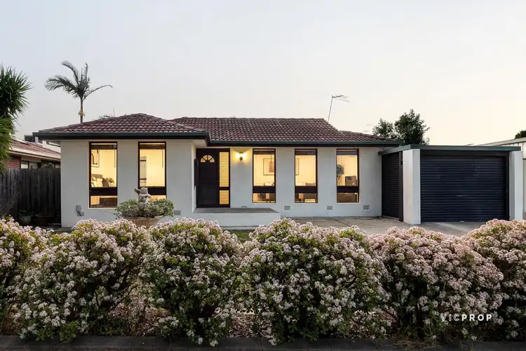 142 Mill Park Drive, Mill Park VIC 3082