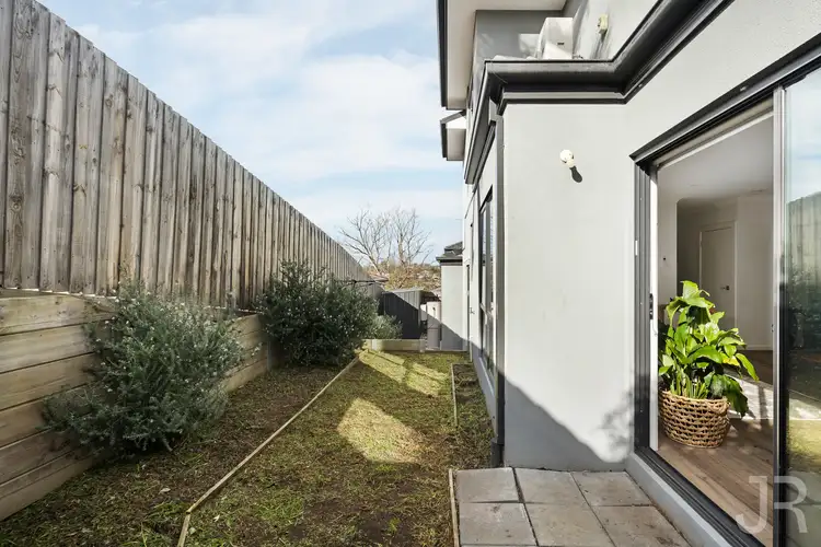 Sixth view of Homely house listing, 2/14 Outlook Drive, Berwick VIC 3806