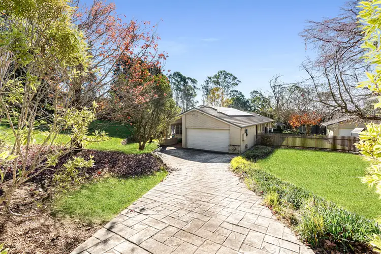 12 Farnborough Drive, Moss Vale NSW 2577