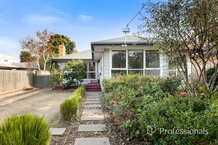 1 Gainsborough Road, Mentone VIC 3194