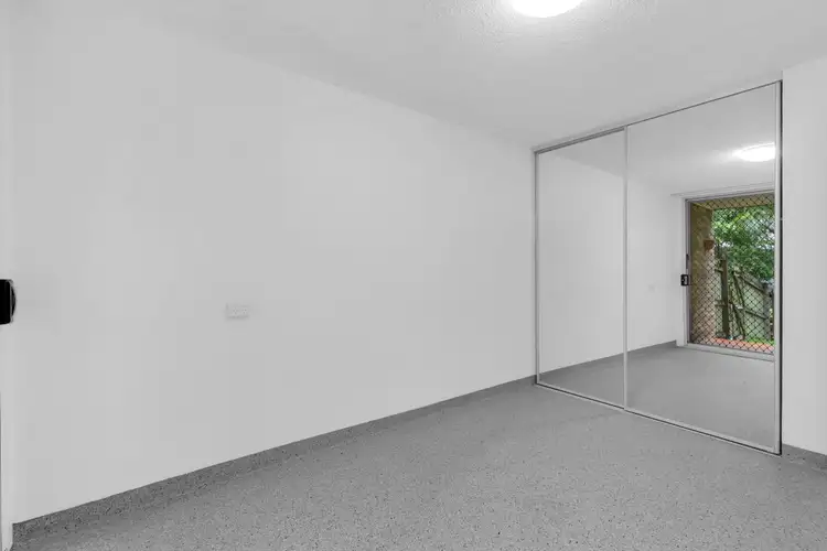 Seventh view of Homely unit listing, 3/5 Westerham Street, Taringa QLD 4068