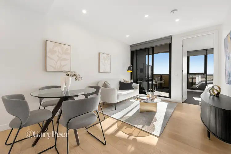 803 Dandenong Road
