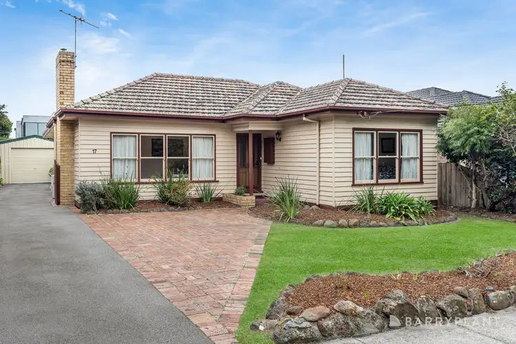 17 Ellen Street, Parkdale VIC 3195