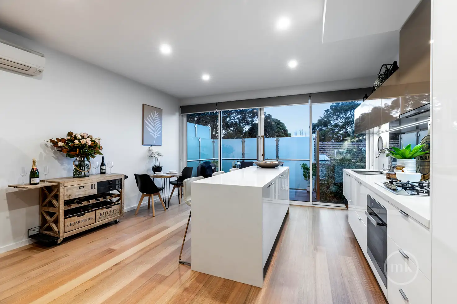 Main view of Homely townhouse listing, 2/362 Belmore Road, Balwyn VIC 3103