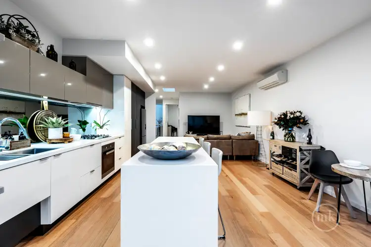 Fourth view of Homely townhouse listing, 2/362 Belmore Road, Balwyn VIC 3103