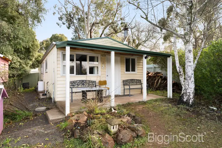 Main view of Homely studio listing, B/52 Grenville Street, Daylesford VIC 3460