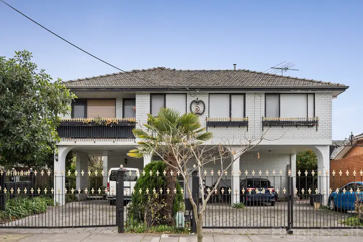 Main view of Homely apartment listing, 1/5 Alfred Street, Caulfield VIC 3162