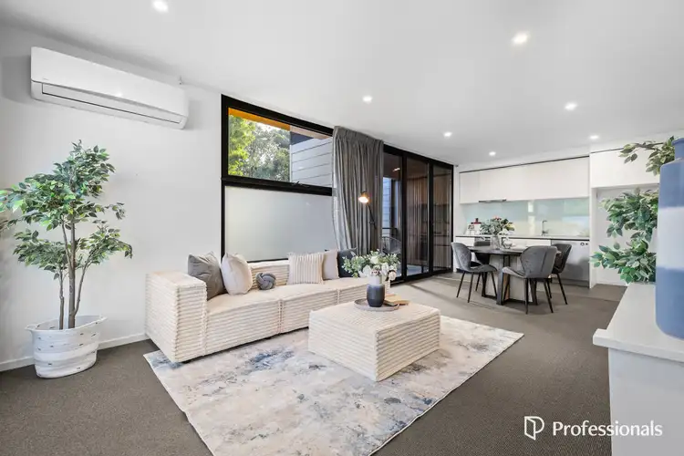 Main view of Homely townhouse listing, 1/257 Canterbury Road, Forest Hill VIC 3131