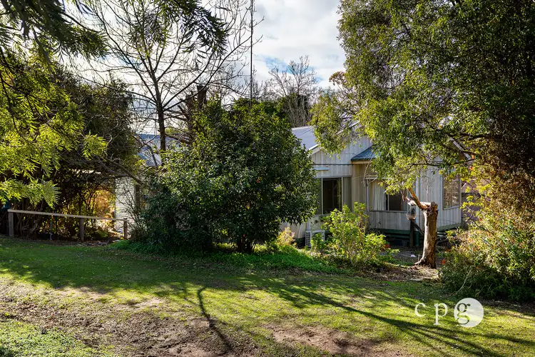 6 Chapel Street South, Maldon VIC 3463