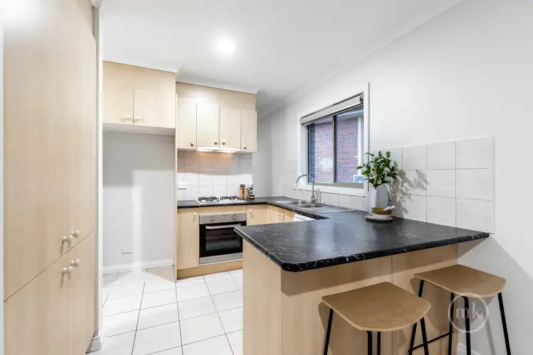 Sixth view of Homely townhouse listing, 2/184 St Helena Road, Greensborough VIC 3088