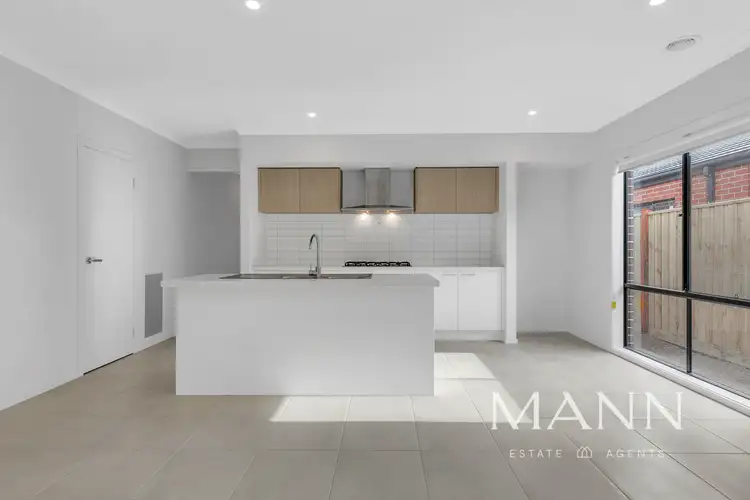 Fifth view of Homely house listing, 8 Trentino Grove, Fraser Rise VIC 3336