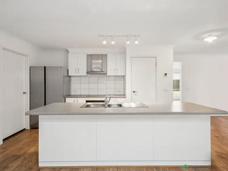 Second view of Homely house listing, 70 Settlers Drive, Kialla VIC 3631